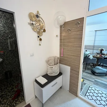 Апартаменти Анастасия-Бяла Seaside На 100М От Плажа Byala (Varna)
