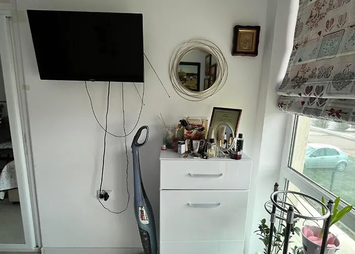 луксозен анастасия-сарафово на 150м от морето Apartamento *